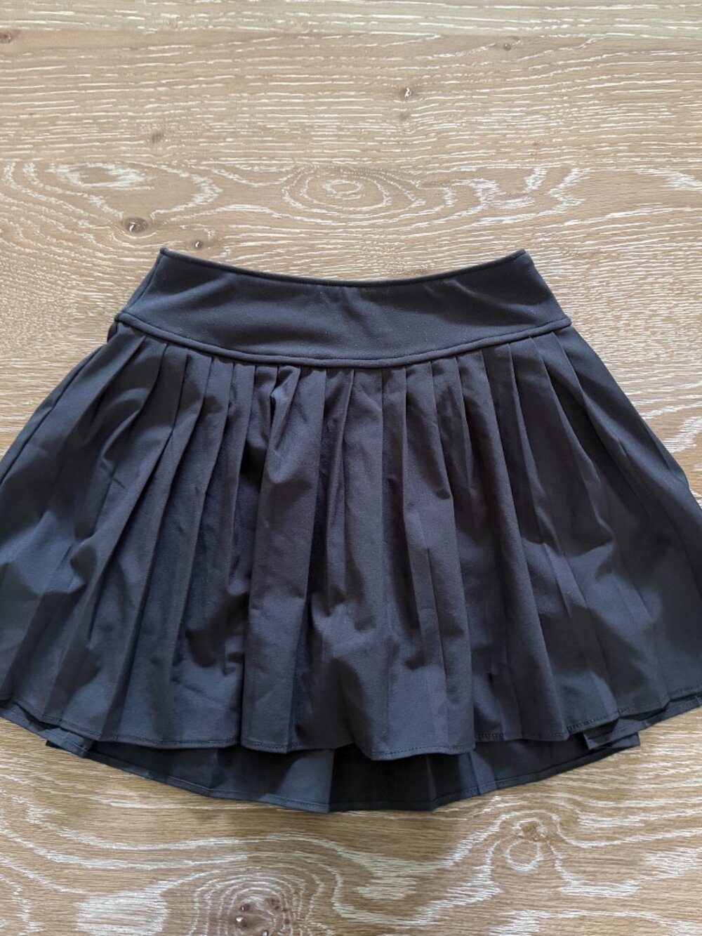 Girls Abercrombie Kids ybp black pleated pull on skort size 7/8